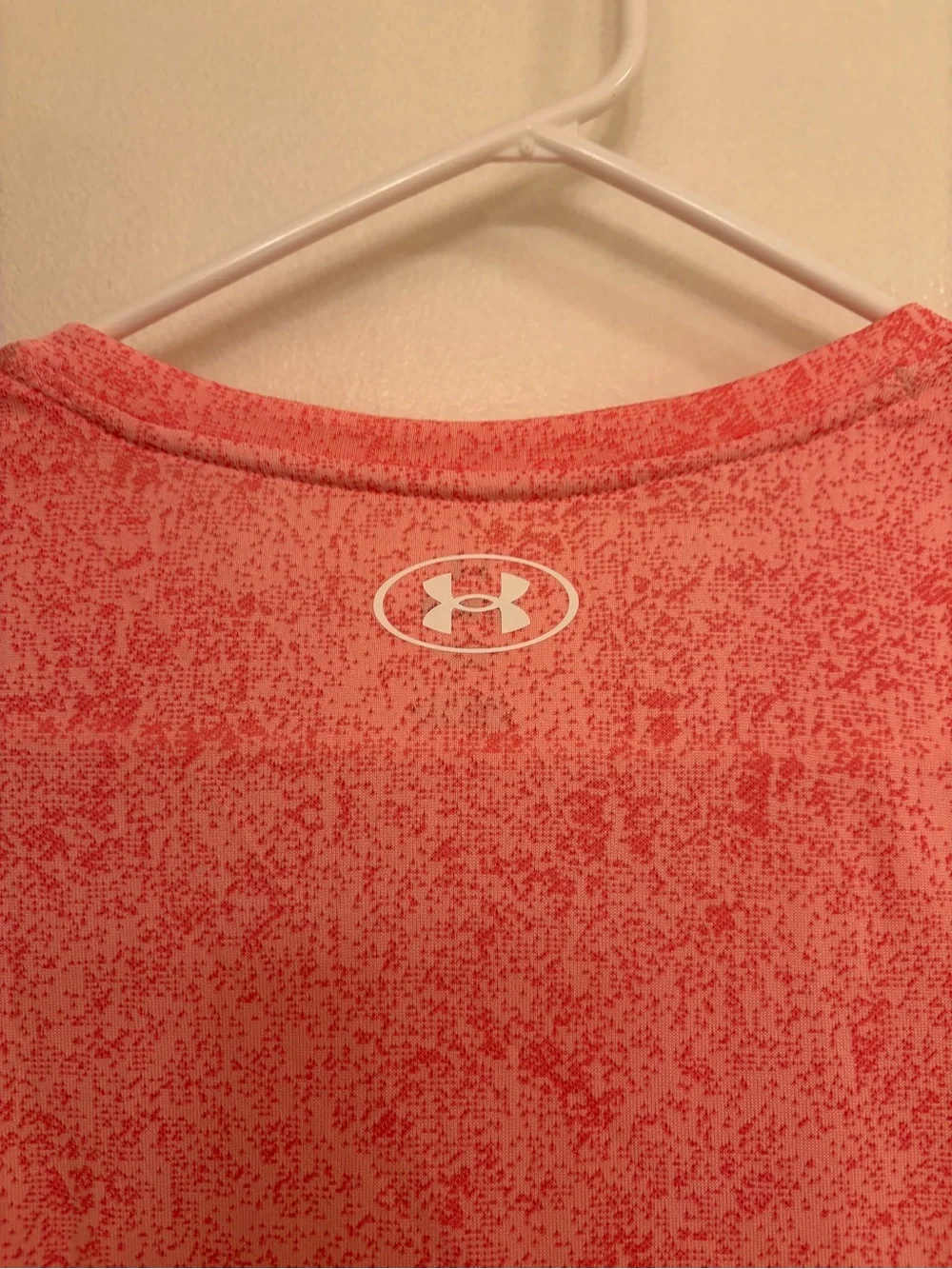 NWT Under Armour Women's Tech Twist T-Shirt - Size Medium - Picture 7 of 12